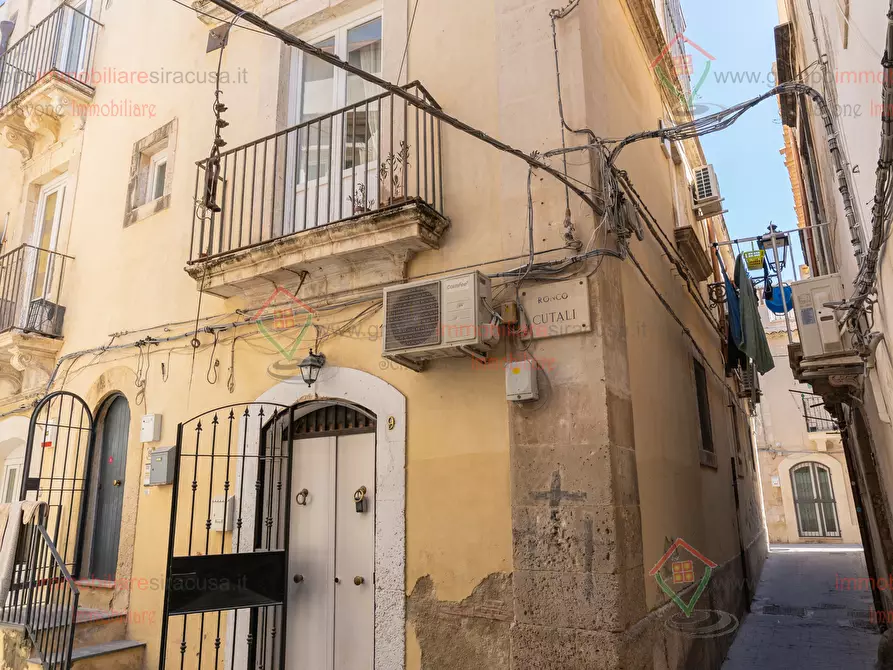 Immagine 11 di Monolocale in vendita  a Siracusa