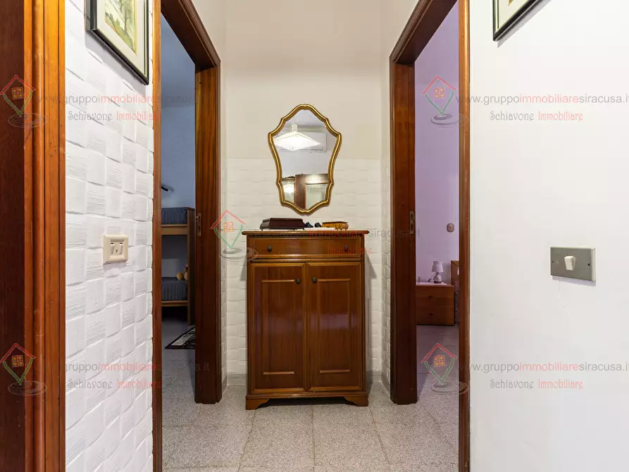 Immagine 14 di Villa in vendita  a Siracusa