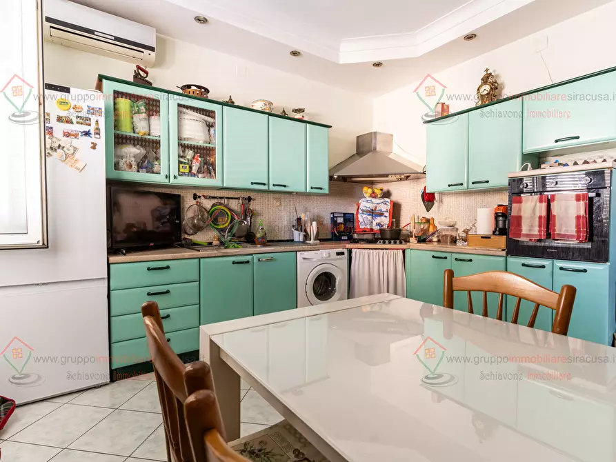 Immagine 12 di Trilocale in vendita  a Siracusa