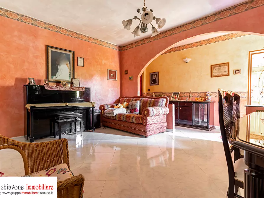 Immagine 16 di Villa in vendita  a Siracusa