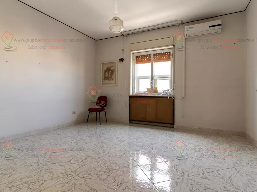 Immagine 5 di Pentalocale in vendita  a Siracusa