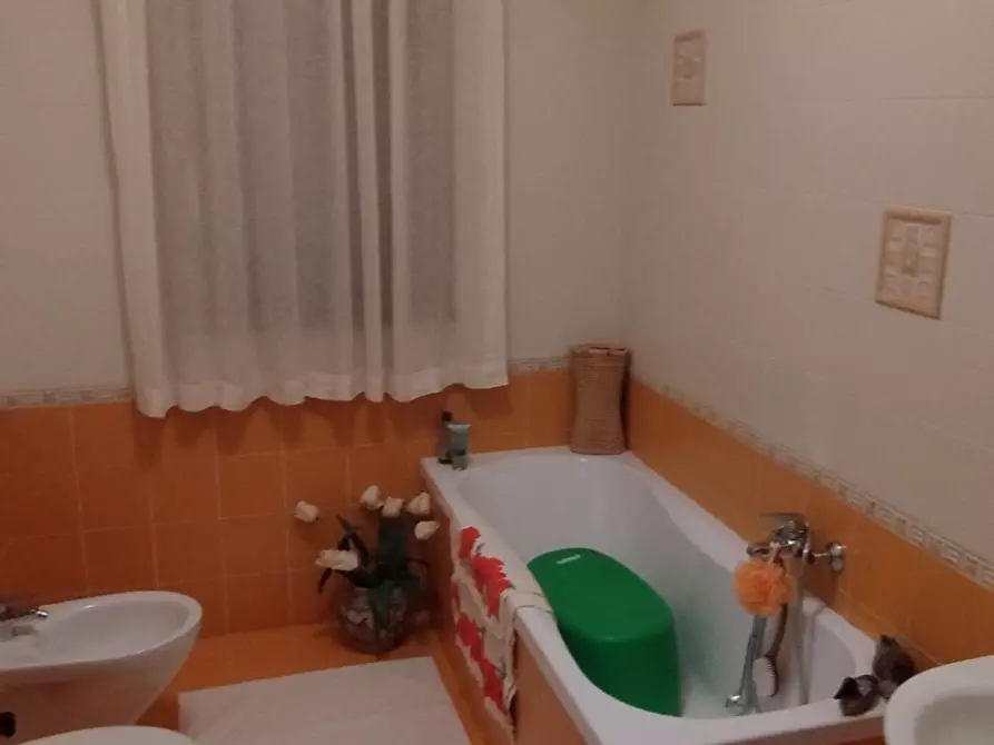 Immagine 29 di Villetta a schiera in vendita  a Siracusa