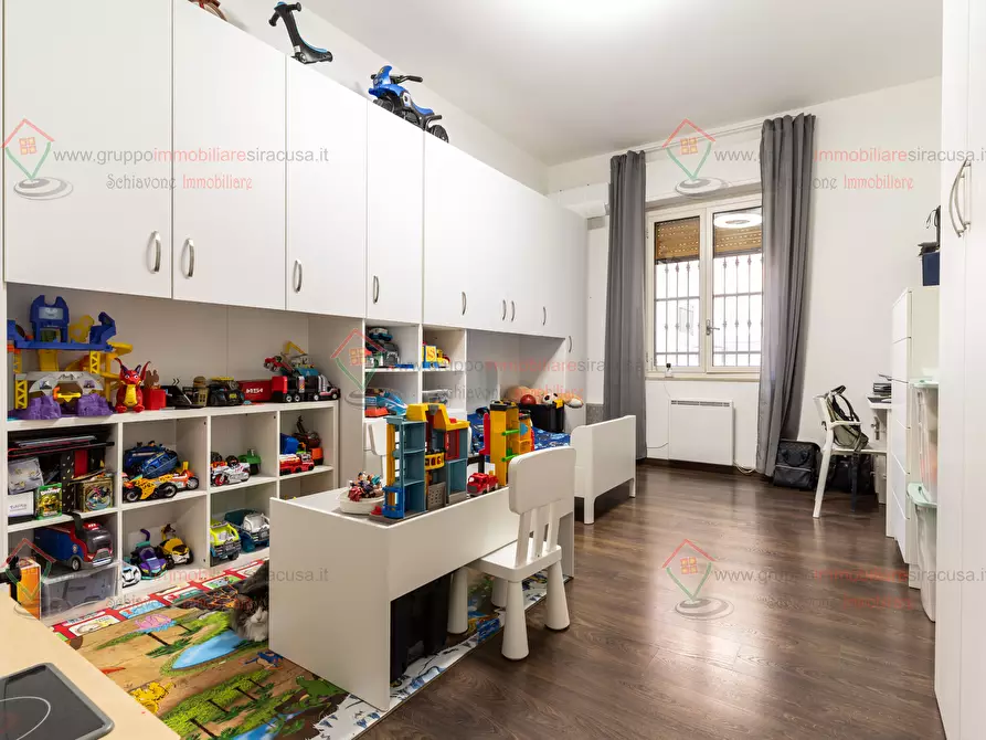 Immagine 14 di Pentalocale in vendita  a Siracusa