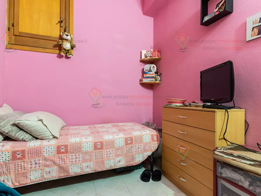 Immagine 55 di Villa in vendita  a Siracusa