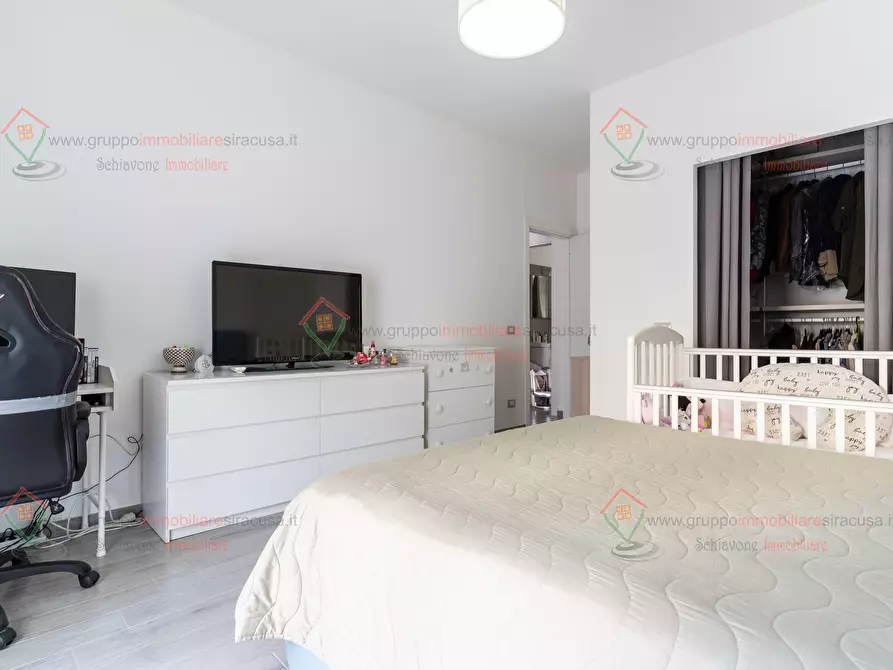 Immagine 10 di Trilocale in vendita  a Siracusa