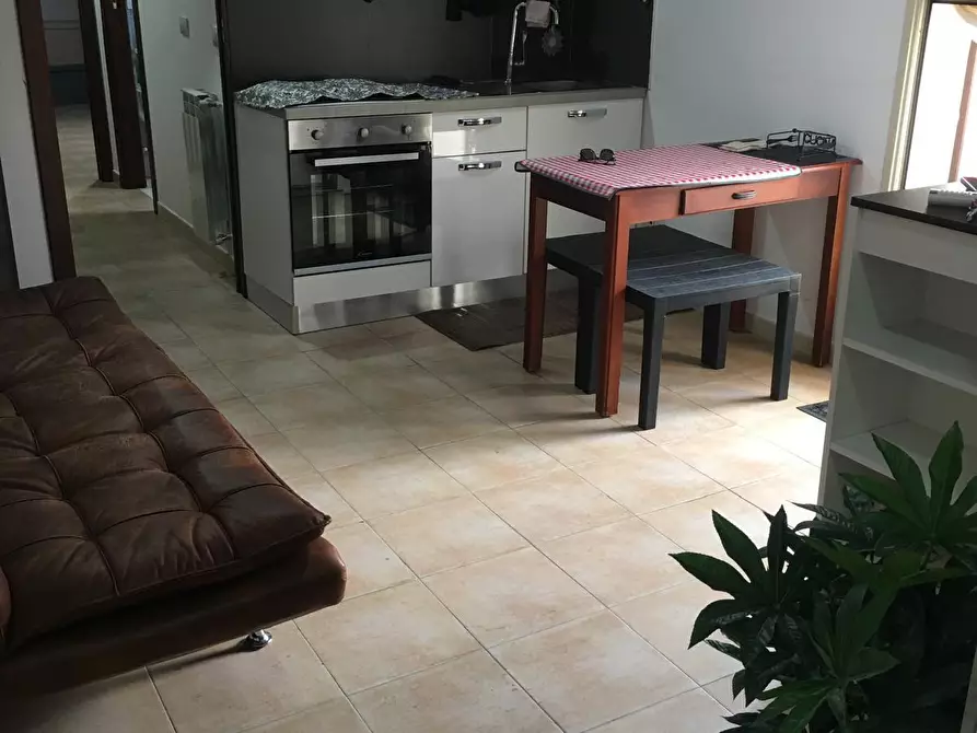 Immagine 12 di Bilocale in vendita  a Floridia
