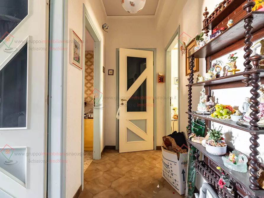 Immagine 4 di Quadrilocale in vendita  a Siracusa