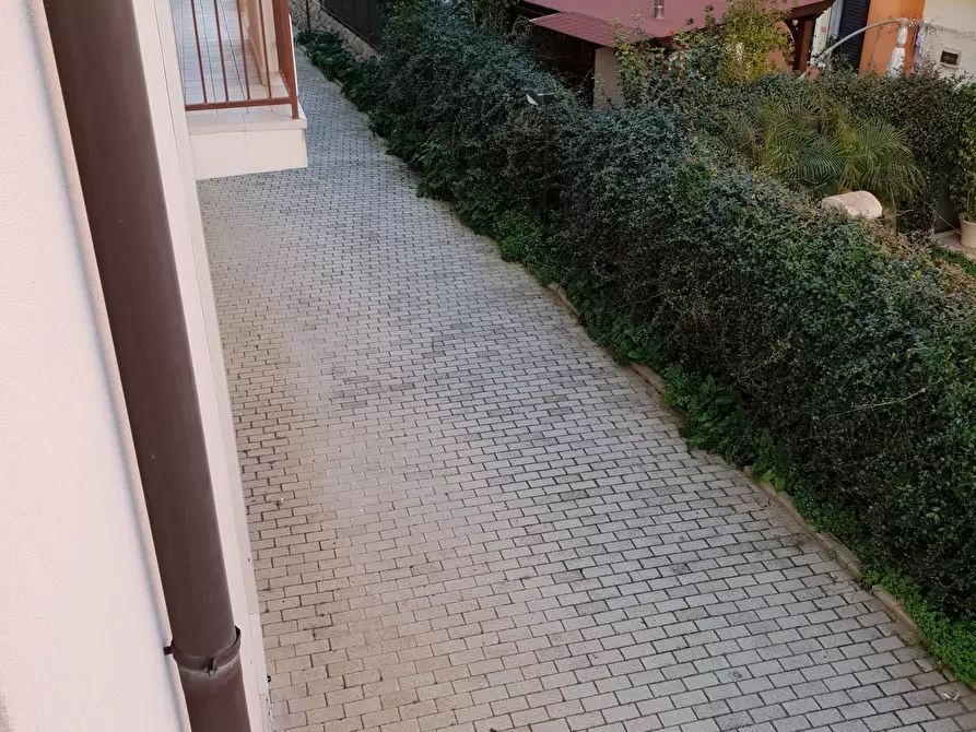 Immagine 4 di Bilocale in affitto  a Siracusa