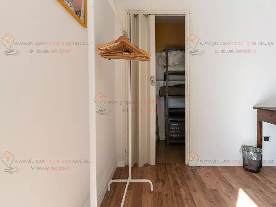 Immagine 5 di Quadrilocale in vendita  a Siracusa