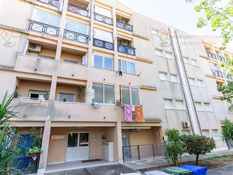 Immagine 2 di Quadrilocale in vendita  a Floridia