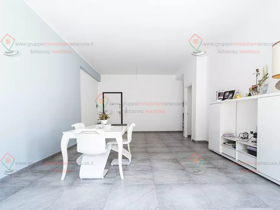 Immagine 4 di Pentalocale in vendita  a Siracusa