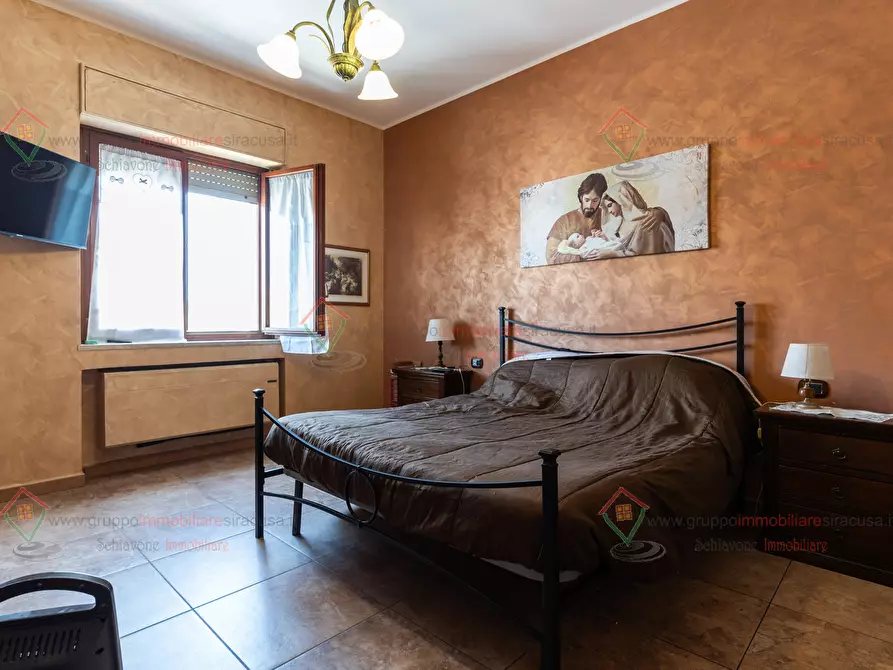 Immagine 9 di Pentalocale in vendita  a Siracusa