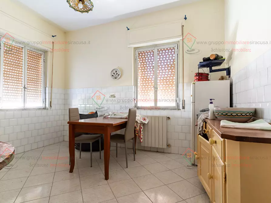 Immagine 11 di Appartamento in vendita  a Siracusa