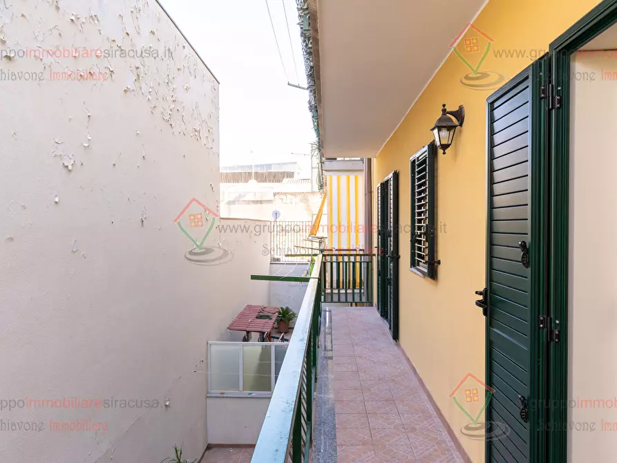 Immagine 23 di Quadrilocale in vendita  a Floridia