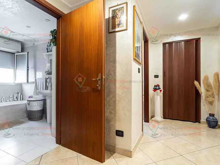 Immagine 7 di Quadrilocale in vendita  a Floridia