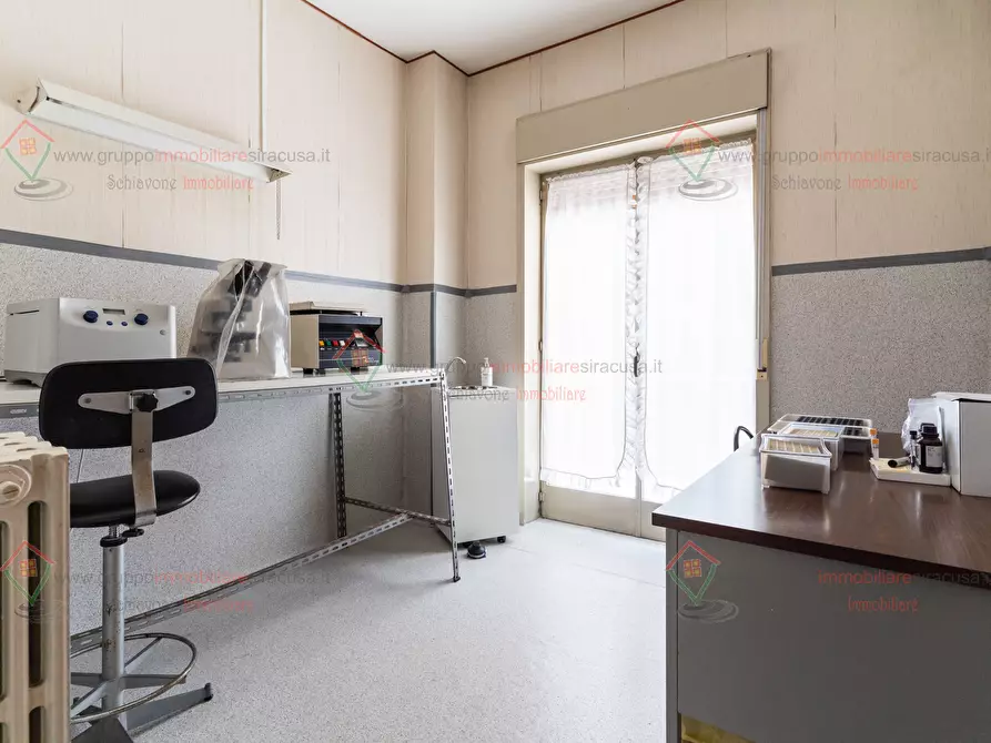 Immagine 14 di Appartamento in vendita  a Siracusa