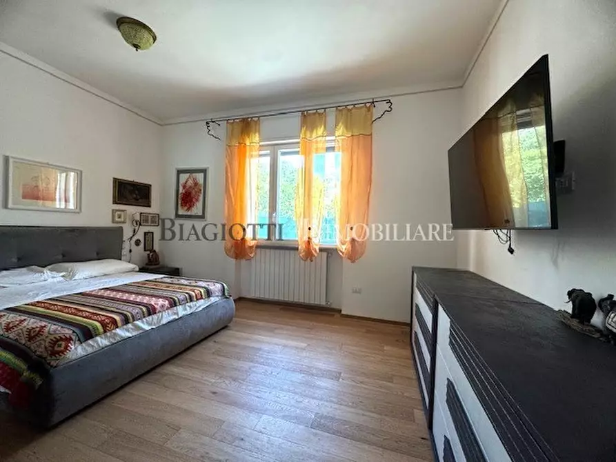 Immagine 14 di Casa indipendente in vendita  a Livorno