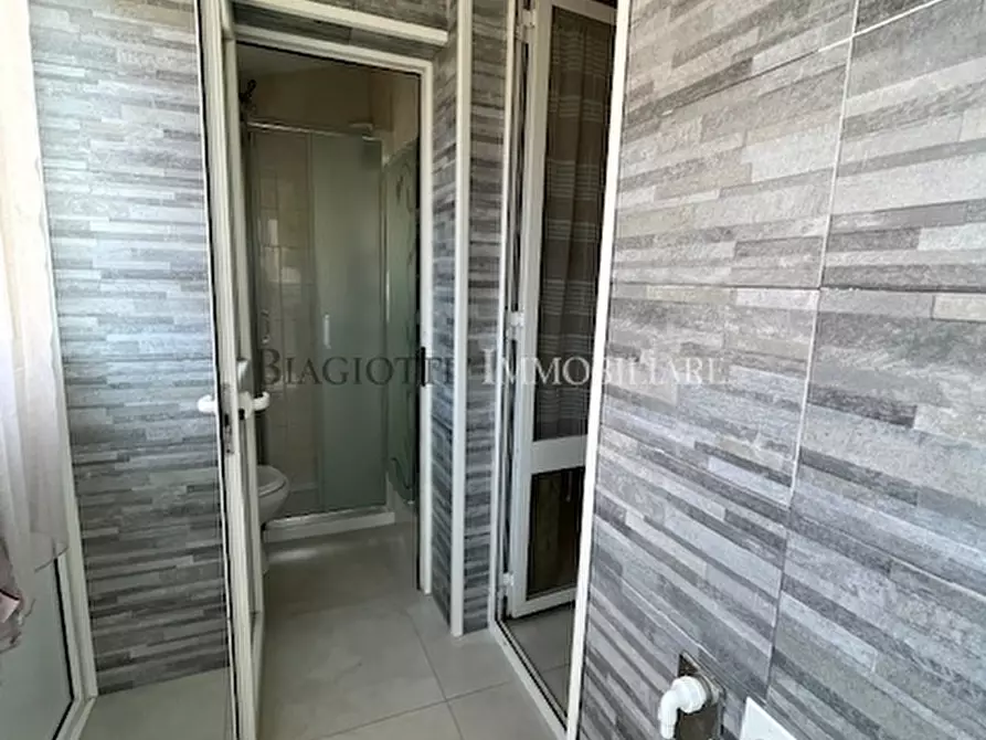 Immagine 5 di Trilocale in vendita  a Livorno