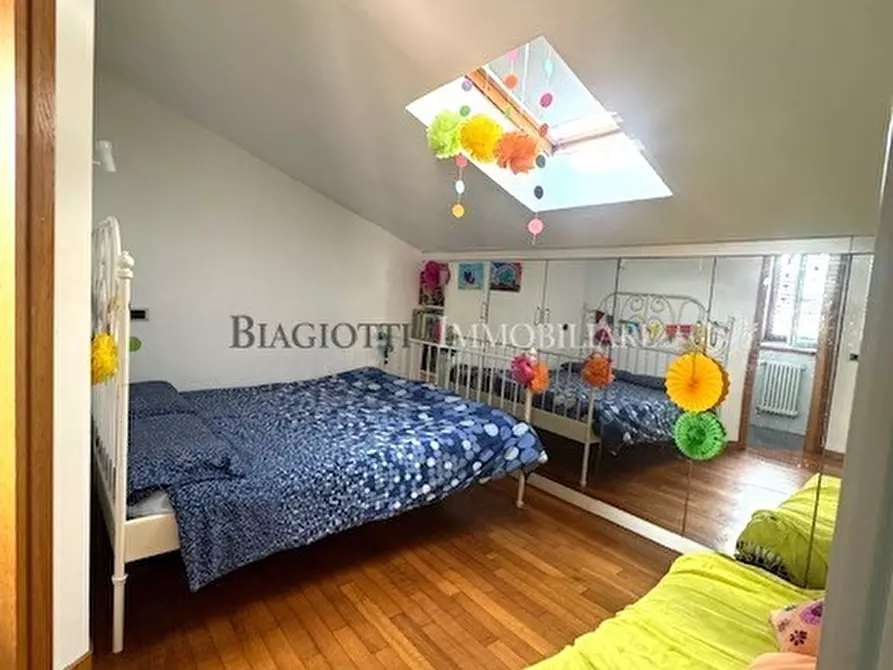 Immagine 37 di Villa in vendita  a Livorno