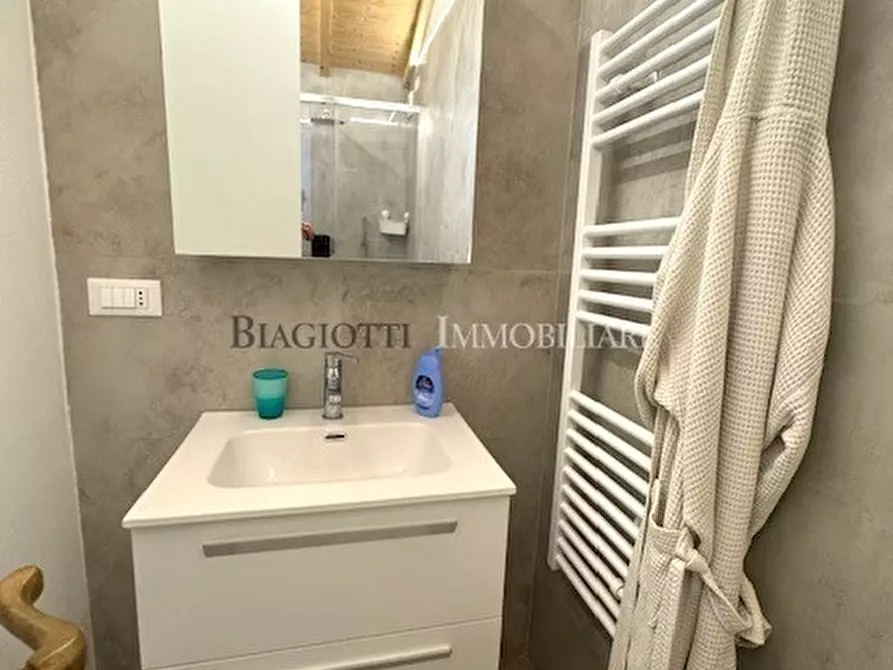 Immagine 28 di Casa indipendente in vendita  a Livorno