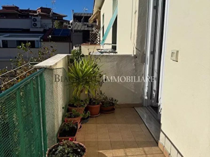 Immagine 1 di Quadrilocale in vendita  a Livorno