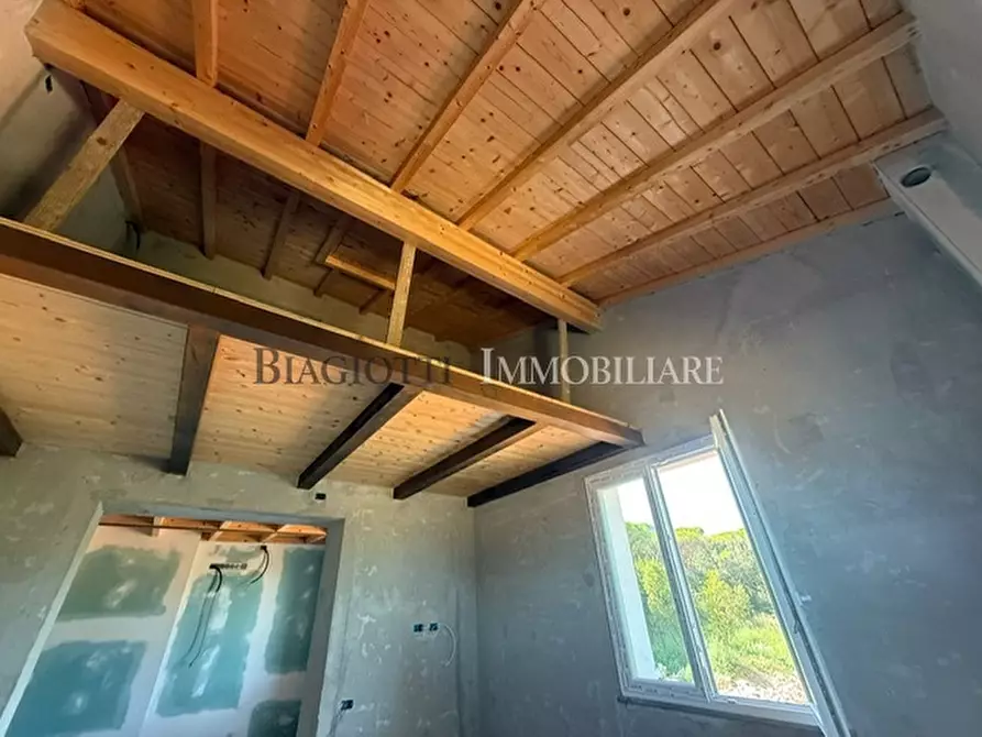 Immagine 3 di Trilocale in vendita  a Livorno