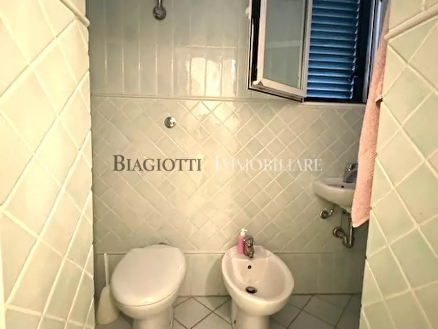 Immagine 55 di Casa semindipendente in vendita  a Livorno