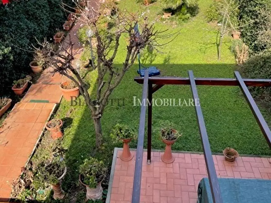 Immagine 12 di Casa semindipendente in vendita  a Livorno