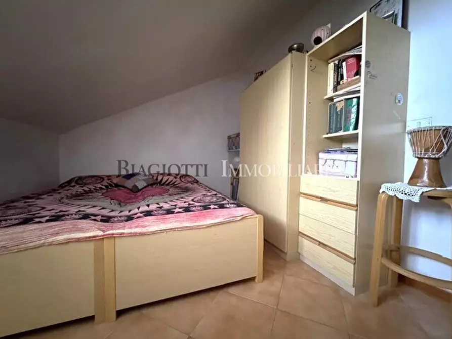Immagine 31 di Trilocale in vendita  a Livorno