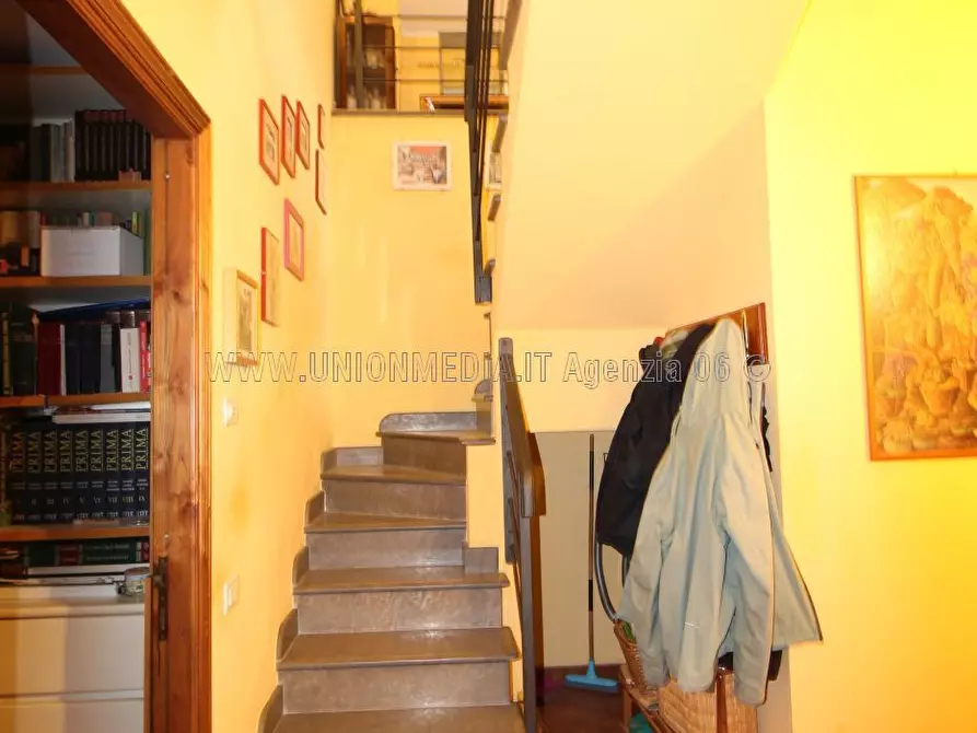 Immagine 15 di Casa indipendente in vendita  a Sarzana