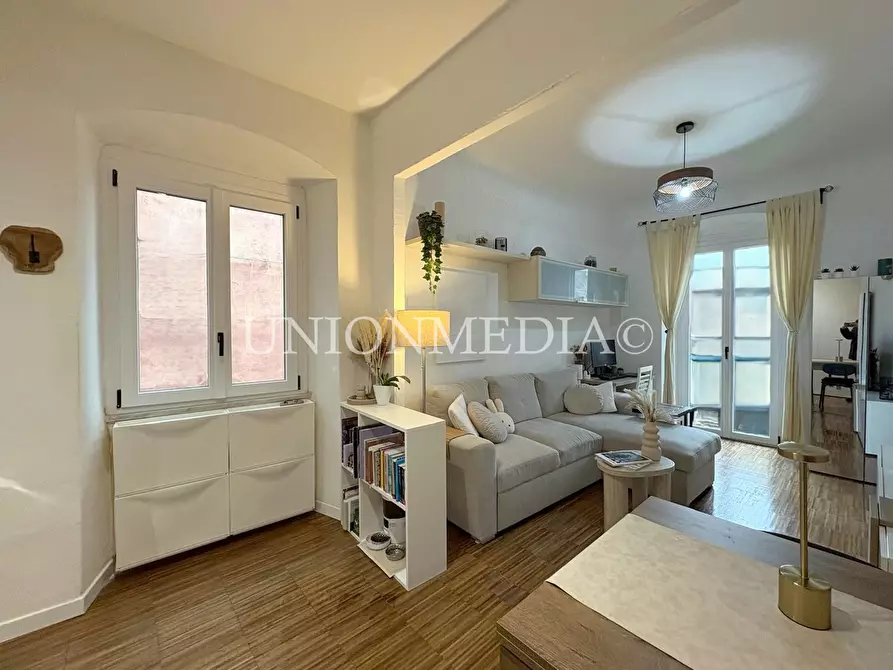 Immagine 2 di Appartamento in vendita  in piazza matteotti a Sarzana