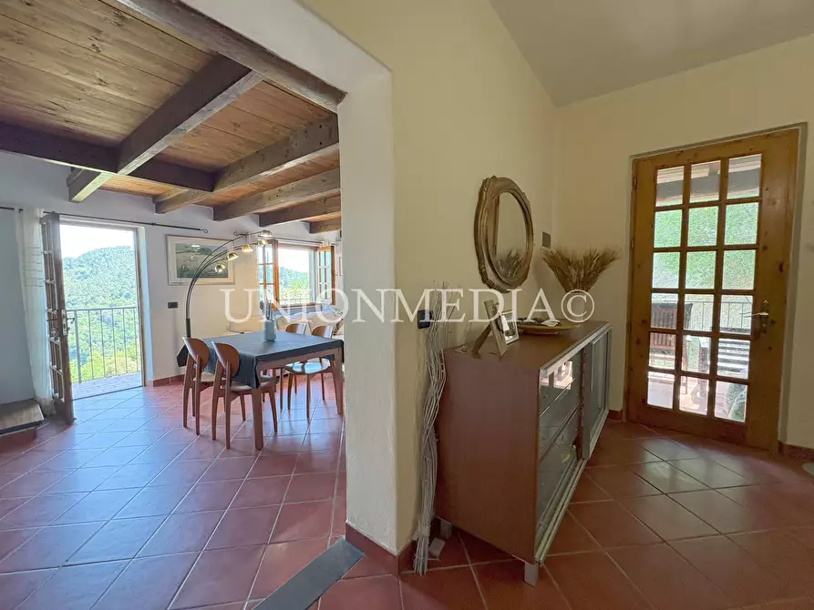 Immagine 12 di Villa in vendita  in Viale Vittorio Alfieri a Fosdinovo