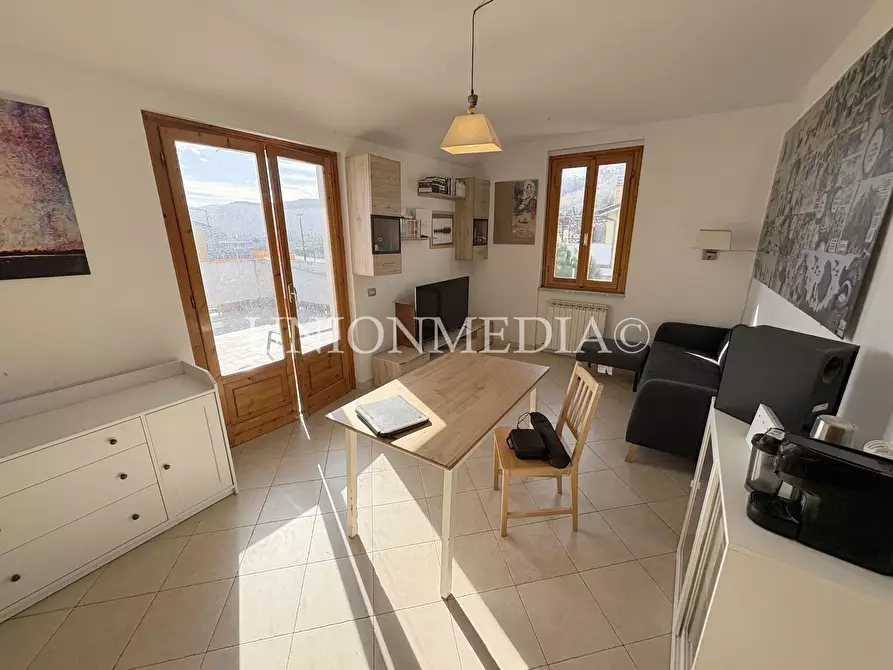 Immagine 6 di Appartamento in vendita  in Via Nave a Sarzana