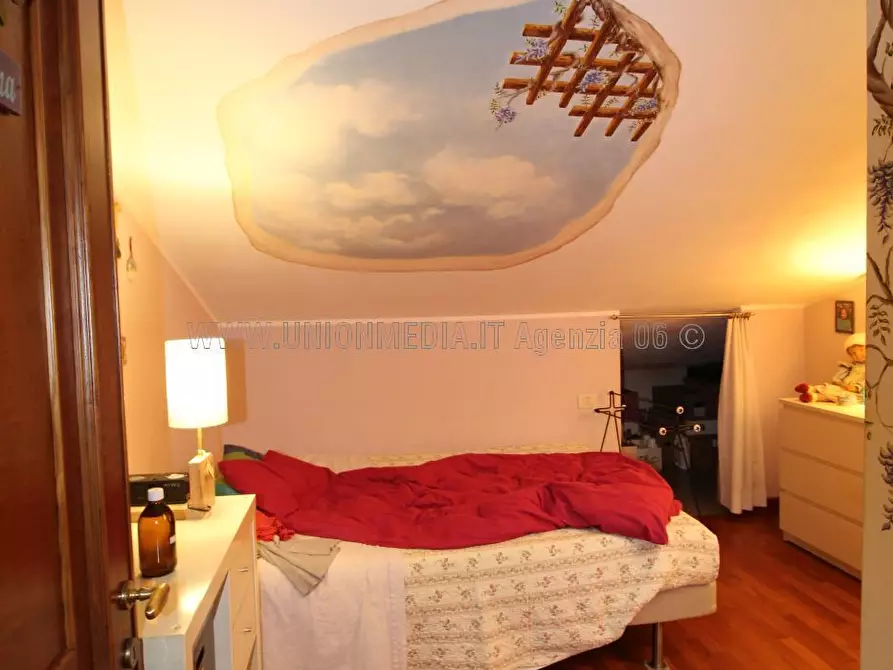 Immagine 22 di Casa indipendente in vendita  a Sarzana