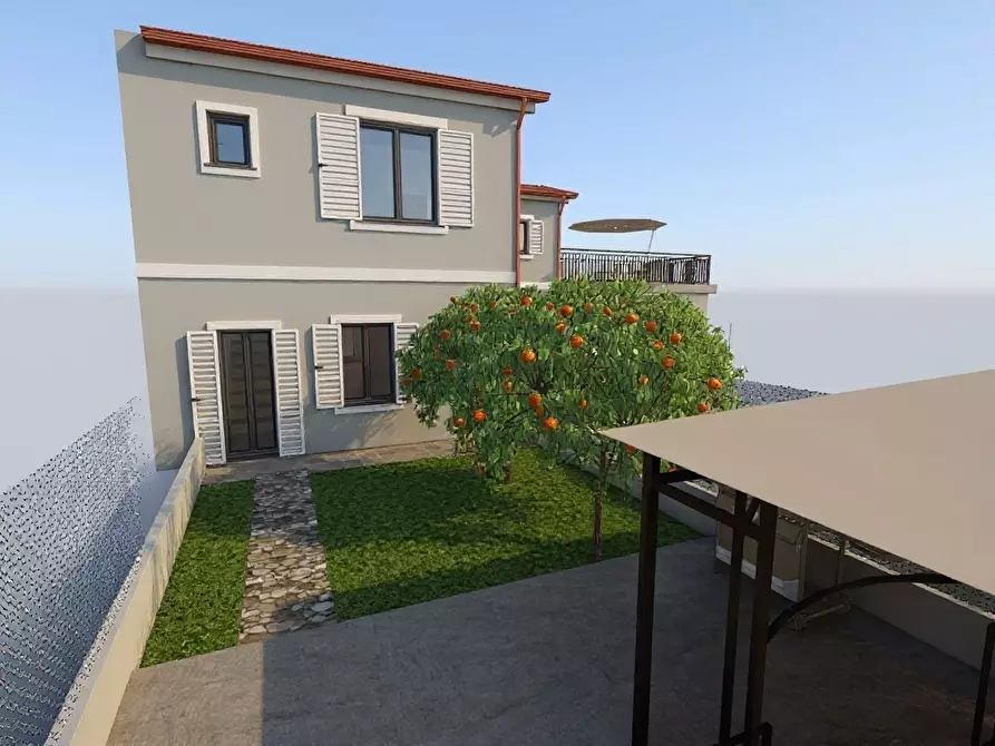 Immagine 41 di Casa semindipendente in vendita  in Viale Vittorio Alfieri 26 a Sarzana