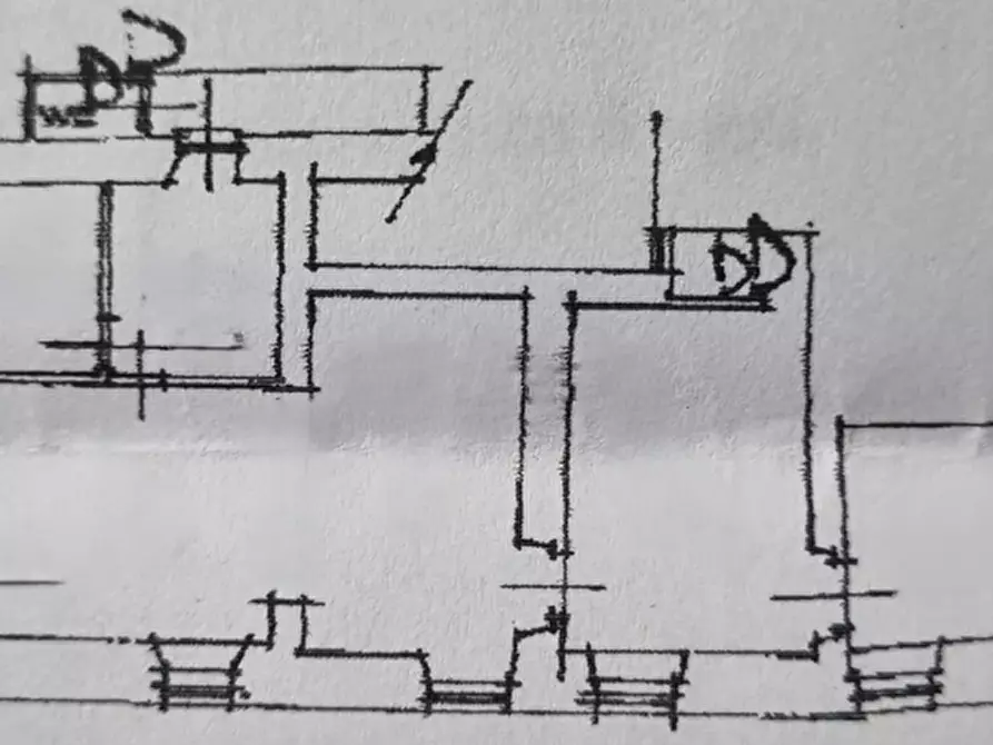 Immagine 20 di Appartamento in vendita  in PIAZZA MATTEOTTI a Sarzana