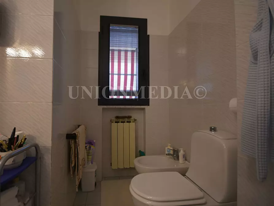 Immagine 12 di Casa semindipendente in vendita  in SP30 213 a Ameglia