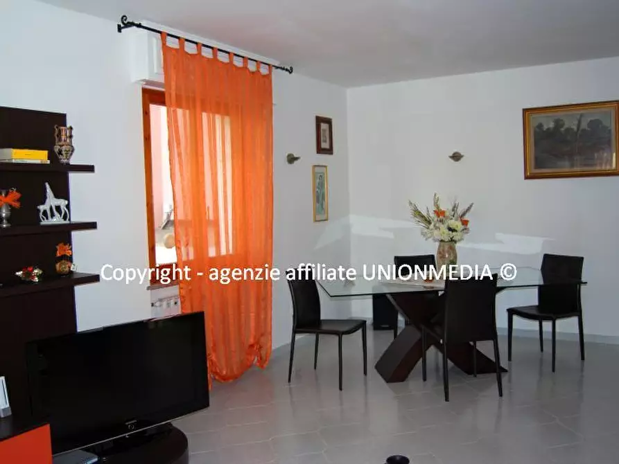 Immagine 2 di Appartamento in vendita  in via bradia a Sarzana