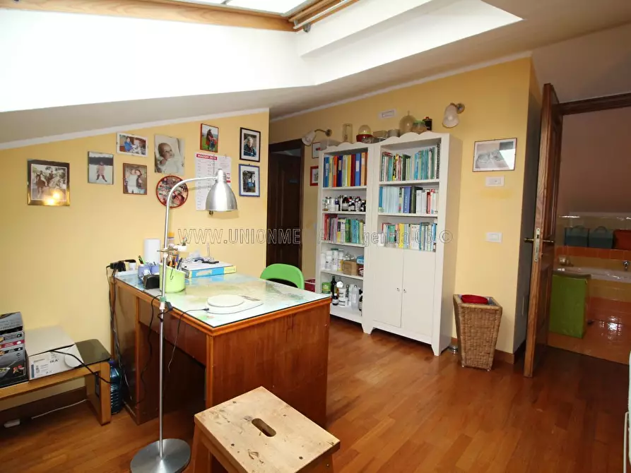 Immagine 21 di Casa indipendente in vendita  a Sarzana