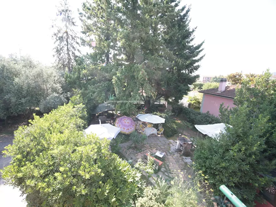 Immagine 10 di Casa indipendente in vendita  a Sarzana