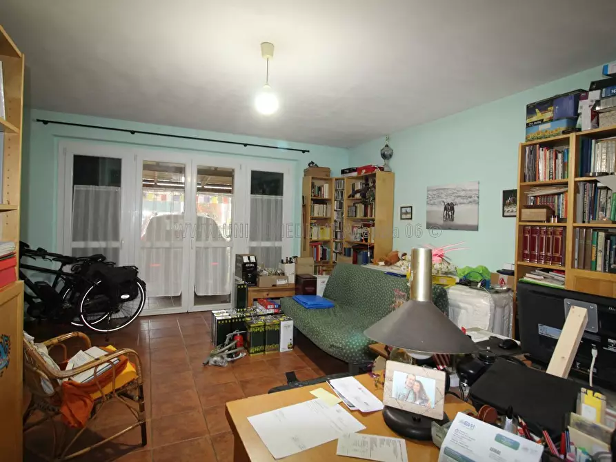 Immagine 11 di Casa indipendente in vendita  a Sarzana