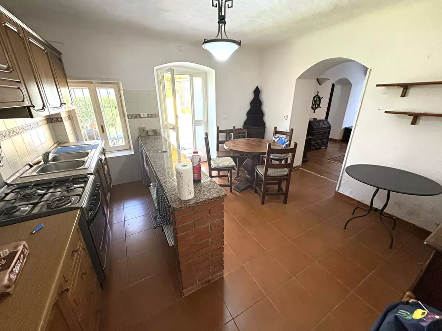 Immagine 10 di Appartamento in vendita  in Via C. A. Fabbricotti a Ameglia