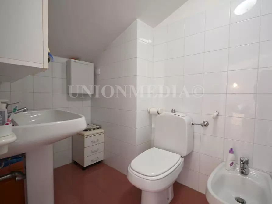 Immagine 19 di Casa semindipendente in vendita  in SP30 213 a Ameglia