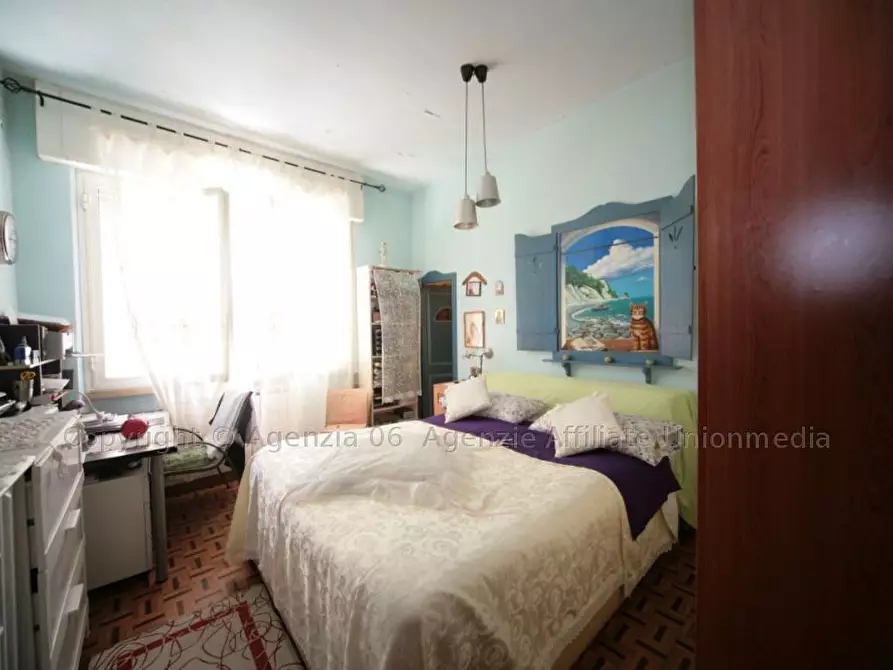 Immagine 15 di Casa bifamiliare in vendita  a Sarzana