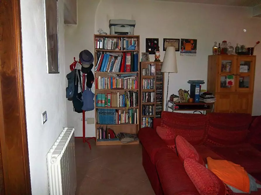 Immagine 7 di Villa in vendita  a Sarzana