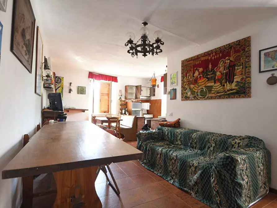 Immagine 14 di Appartamento in vendita  in Via Carignano a Fosdinovo