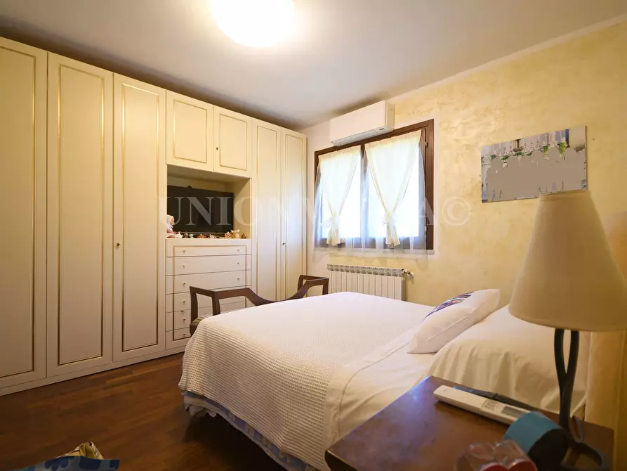 Immagine 13 di Villa in vendita  in Via sarzanello a Sarzana