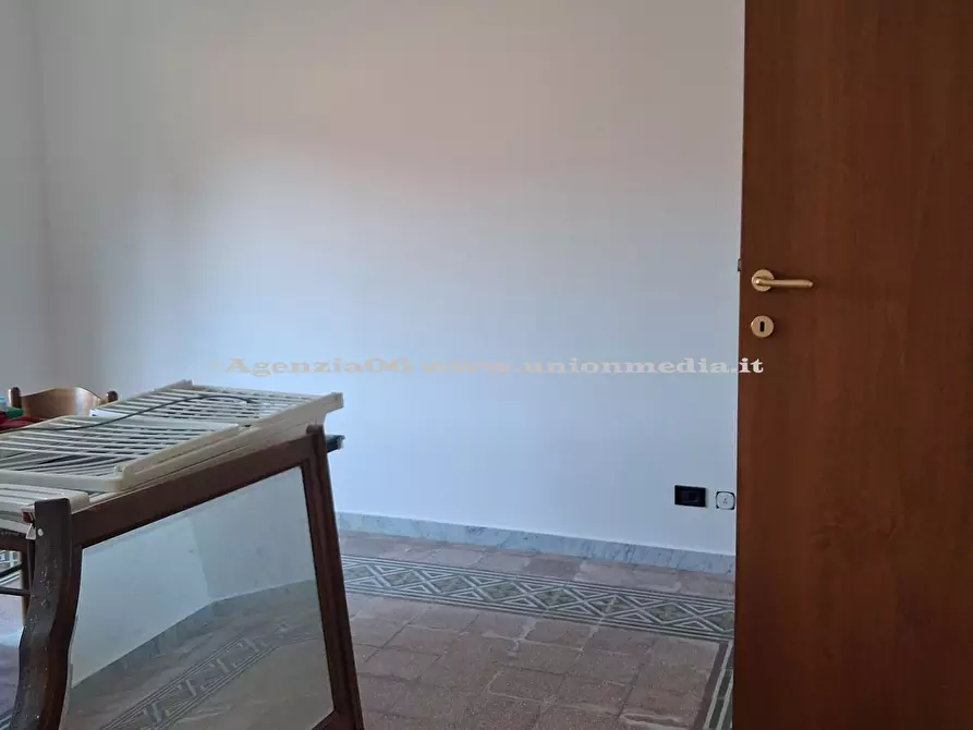 Immagine 9 di Appartamento in affitto  a La Spezia