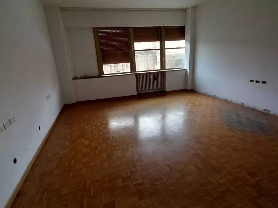 Immagine 6 di Quadrilocale in vendita  in Piazza Malatesta 21 a Rimini