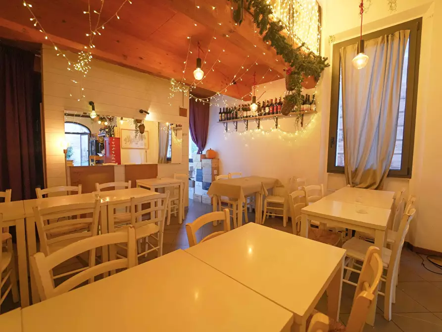 Immagine 10 di Bar / Ristorante in vendita  in Via Cesare Battisti 23 a Santarcangelo Di Romagna